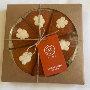 Martha Stewart Home Pumpkin Pie Garland
